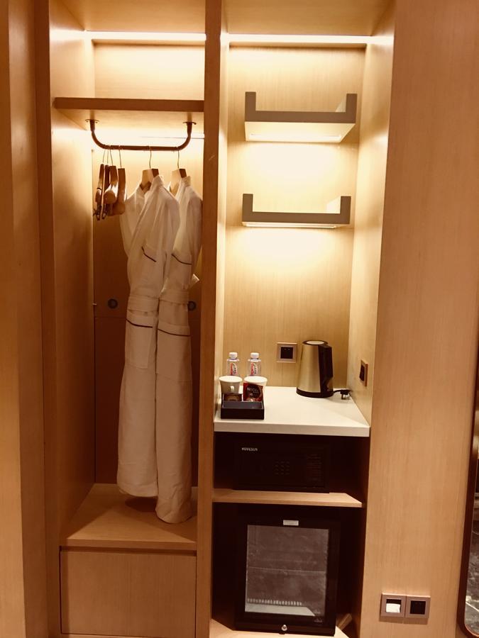 Brandi Hotel Foshan Dış mekan fotoğraf